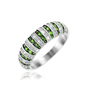 Серебряное кольцо с изумрудными фианитами (КК2ФИ/204)