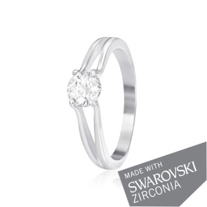 Серебряное кольцо с цирконием SWAROVSKI ZIRCONIA (К2С/704)
