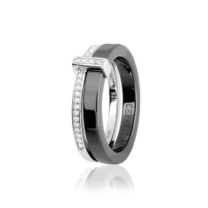 Серебряное кольцо с фианитами и черной керамикой (КК2ФК/1001)