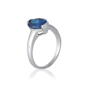 Серебряное кольцо с голубыми фианитами (КК2ФЛТ/378)