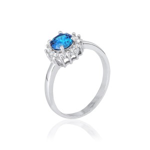Серебряное кольцо с голубыми фианитами (КК2ФЛТ/475)