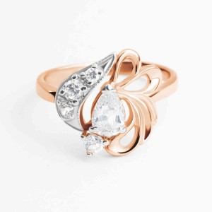 Серебряное кольцо позолоченное с белым фианитом бантик