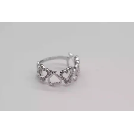 Серебряное кольцо сердечки
