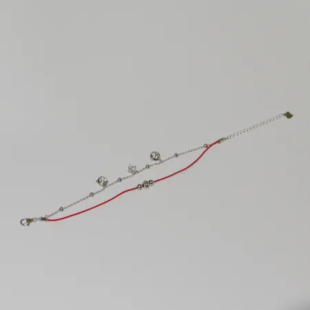 Серебряный браслет с красной нитью Сердце с фианитом
