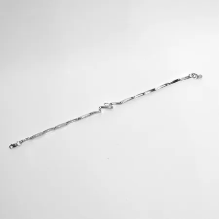 Серебряный браслет со вставкой фианит