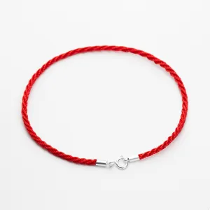 Серебряный браслет красная нить
