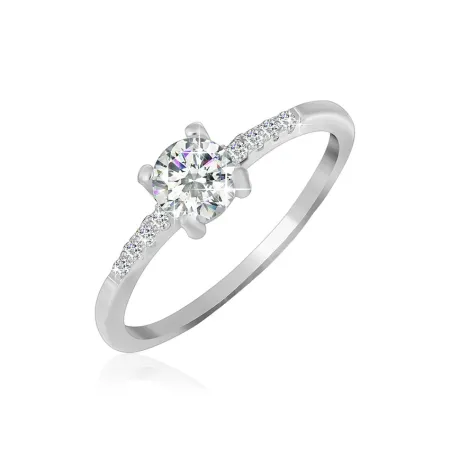 Серебряное кольцо на помолвку с белыми фианитами