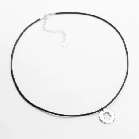 Кольє з каучуковим шнурком зі срібною підвіскою геометрія конюшина