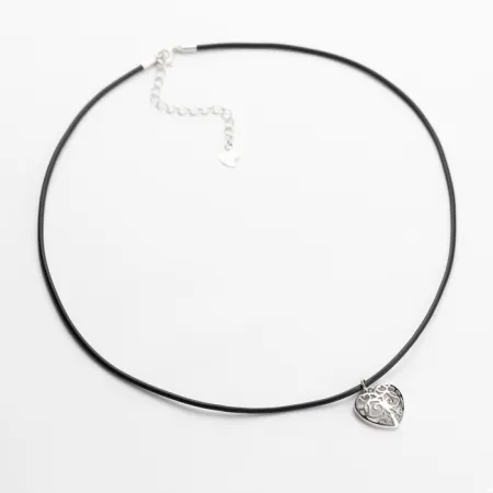 Кольє з каучуковим шнурком та серцем зі срібла